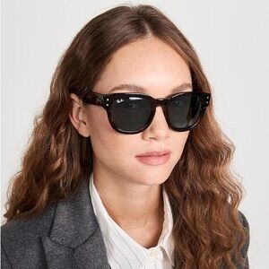 Ray Ban Mega Hawkeye Sunglasses